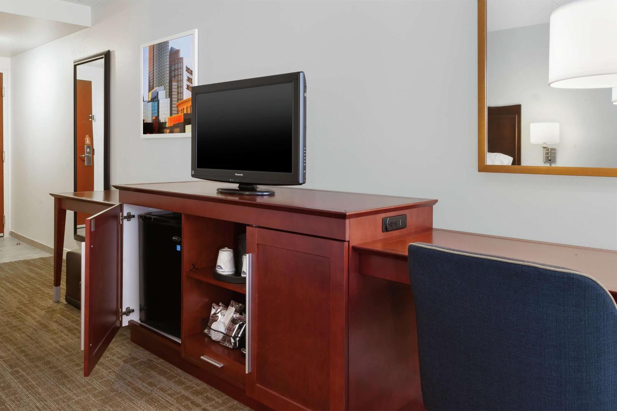 Hampton Inn Boston/Peabody Exterior foto