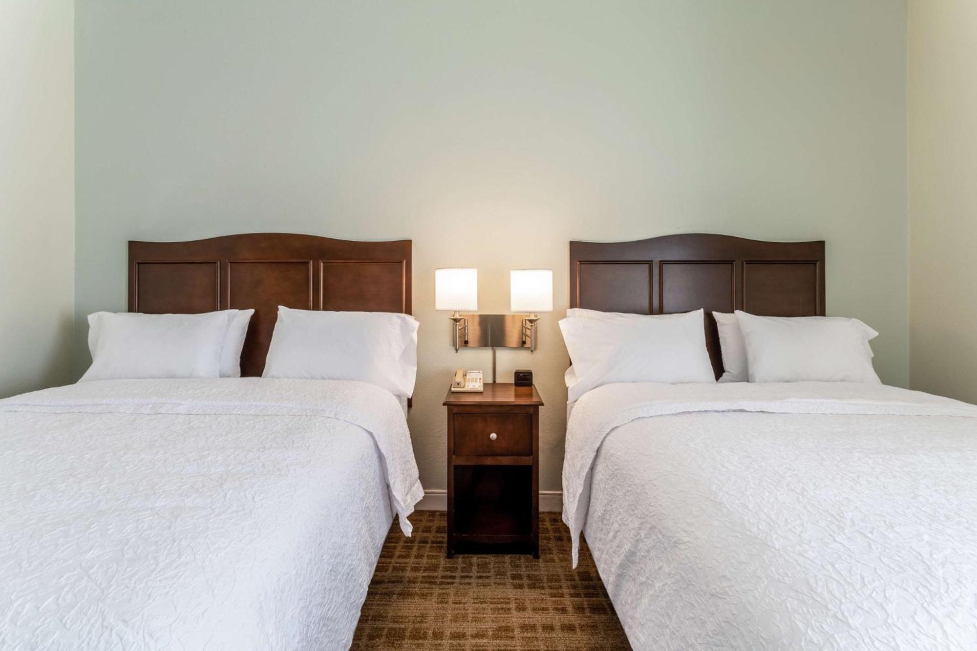 Hampton Inn Boston/Peabody Exterior foto